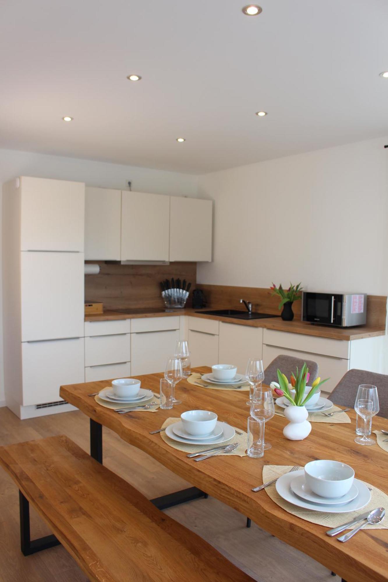 Apartment Mit Voll Ausgestatetter Kueche, Badewanne, Balkon, Parkplatz Vor Dem Haus, Ruhig Gelegen, Ada4 Kulmbach Bagian luar foto