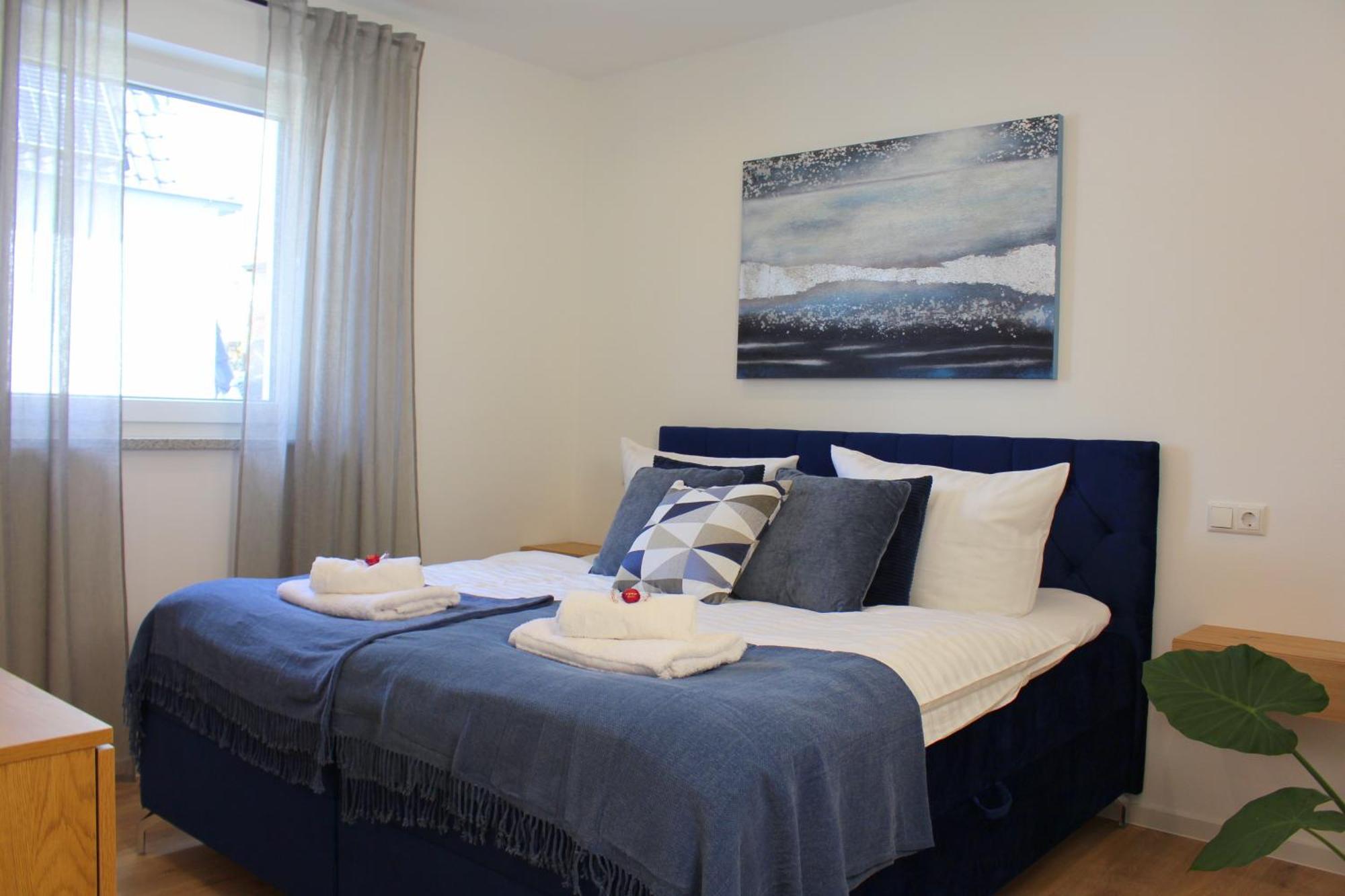 Apartment Mit Voll Ausgestatetter Kueche, Badewanne, Balkon, Parkplatz Vor Dem Haus, Ruhig Gelegen, Ada4 Kulmbach Bagian luar foto