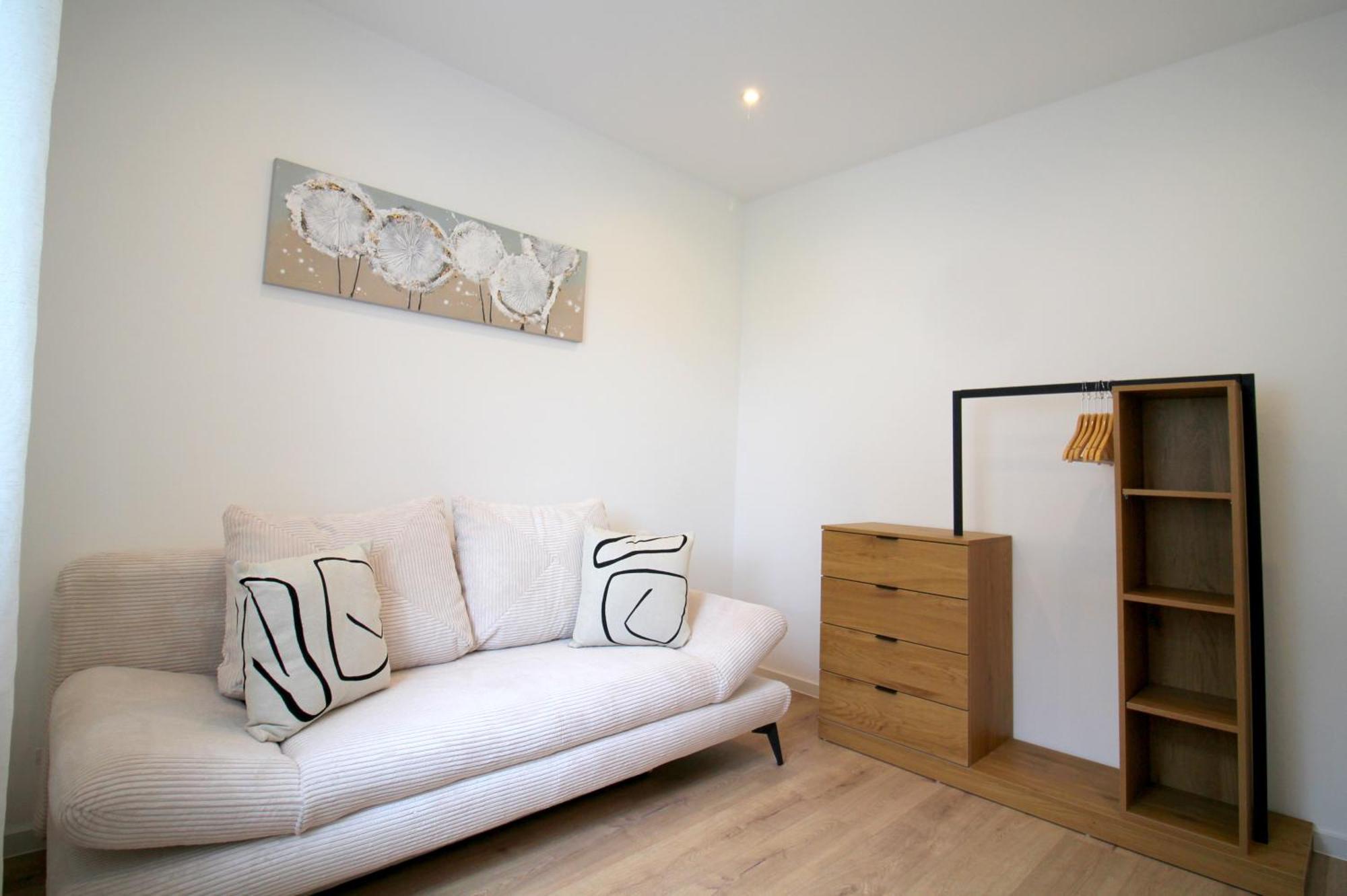 Apartment Mit Voll Ausgestatetter Kueche, Badewanne, Balkon, Parkplatz Vor Dem Haus, Ruhig Gelegen, Ada4 Kulmbach Bagian luar foto